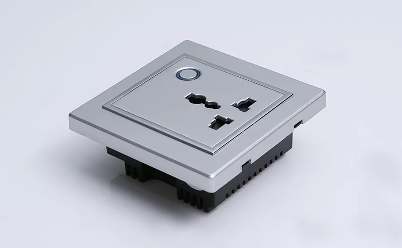 Laboratory Intelligent Power Controller